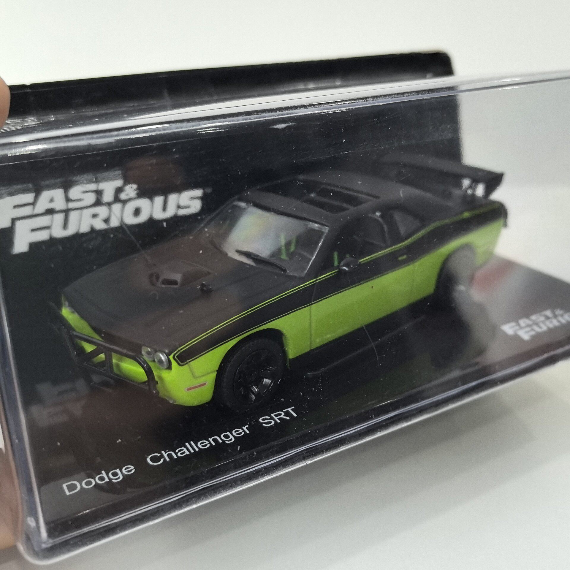 โมเดลรถ DOGGE CHALLENGER SRT จ - Movies บทวิจารณ์และราคา