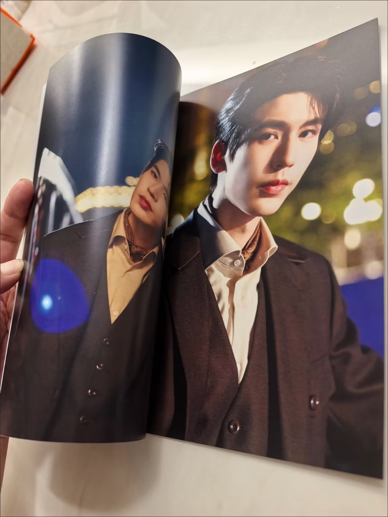 มู่หรงชิงเย่, ภาพถ่ายของจางหลิ - Magazines บทวิจารณ์และราคา